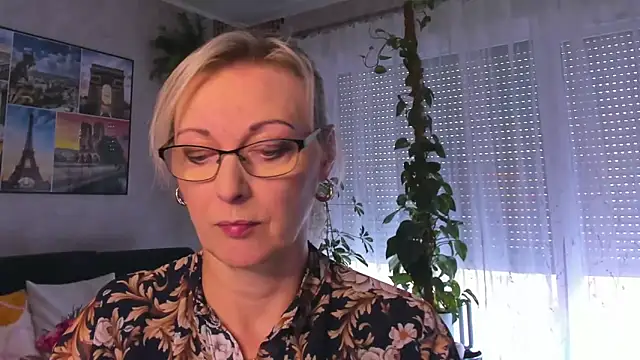 vanessa chat online show from 2, 10, 2025