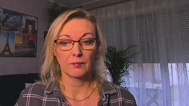 vanessa chat online show from 20, 11, 2025