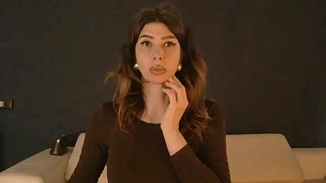 WhiteQueen888 online show from 16, 4, 2026