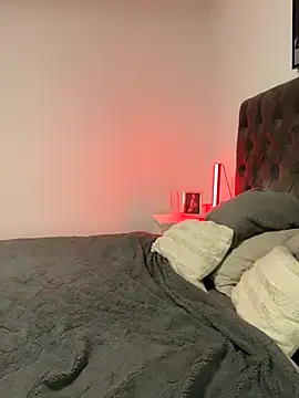 EllaMae online show from 1, 11, 2025