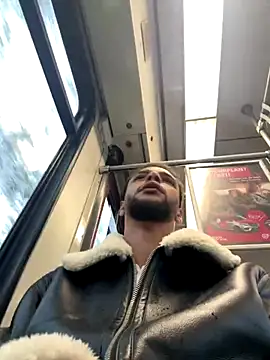 Snapshot of Lionayowe chatting on 1, 11, 2025 Lionayowe online show from 1, 11, 2025