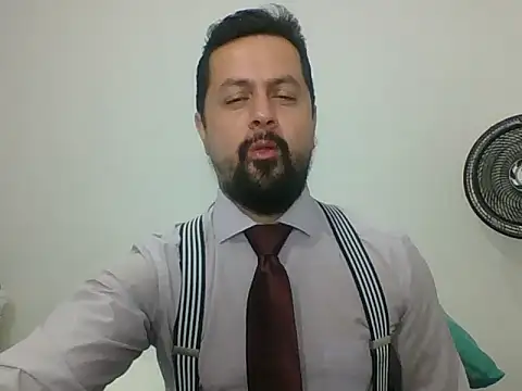 Snapshot of TRIISTAN_KING10 chatting on 3, 12, 2024 TRIISTAN KING10 online show from 3, 12, 2024