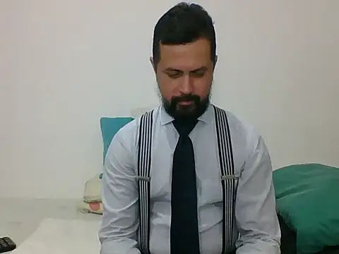 Snapshot of TRIISTAN_KING10 chatting on 24, 1, 2025 TRIISTAN KING10 online show from 24, 1, 2025