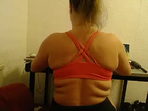 Snapshot of Milana235 chatting on 28, 2, 2025 Milana235 online show from 28, 2, 2025