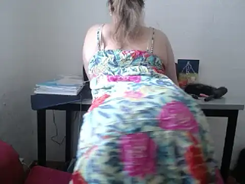 Snapshot of Milana235 chatting on 19, 3, 2025 Milana235 online show from 19, 3, 2025