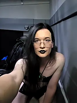 HotysimeHot1 online show from 7, 4, 2026