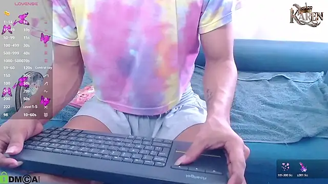 karen sofia  online show from 17, 11, 2025