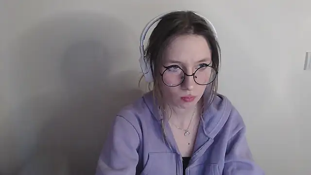  Hanna Moon  online show from 13, 4, 2026