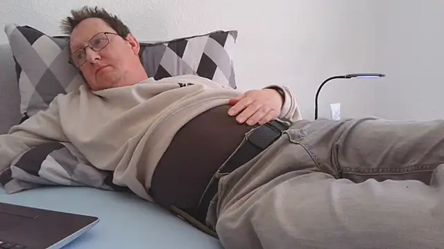 shymanhn online show from 3, 3, 2026