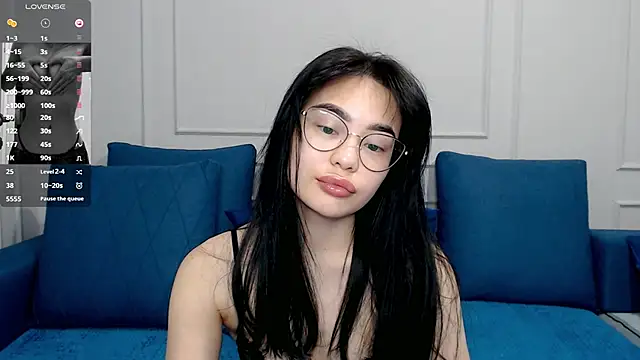 Snapshot of kwana_colada chatting on 5, 3, 2025 kwana colada online show from 5, 3, 2025