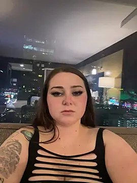 Snapshot of Kira_tattoo chatting on 26, 2, 2025 Kira tattoo online show from 26, 2, 2025