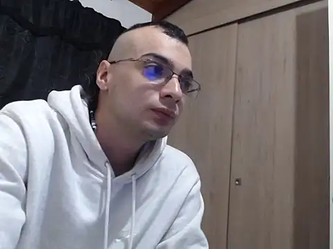 Snapshot of xZABLEYERx chatting on 19, 11, 2025 xZABLEYERx online show from 19, 11, 2025