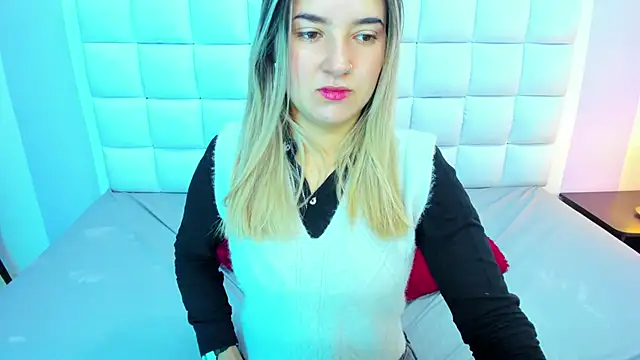 teresasroom  online show from 18, 2, 2025