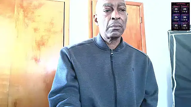 longdick4you8686 online show from 26, 2, 2026