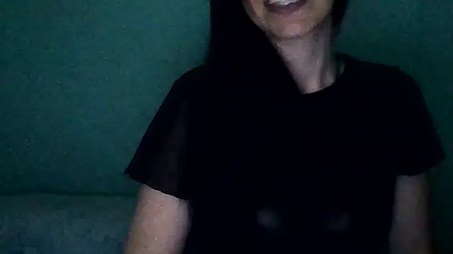 Snapshot of chicacastilla chatting on 5, 4, 2026 chicacastilla online show from 5, 4, 2026