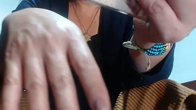 dalilasquirt1 online show from 12, 9, 2025