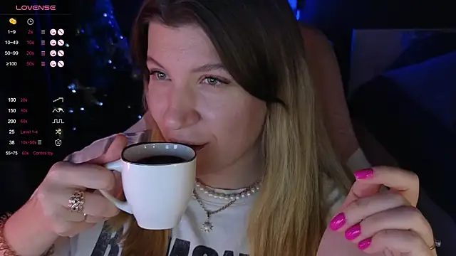 Snapshot of Fairy__Sofia chatting on 29, 12, 2024 Fairy Sofia online show from 29, 12, 2024