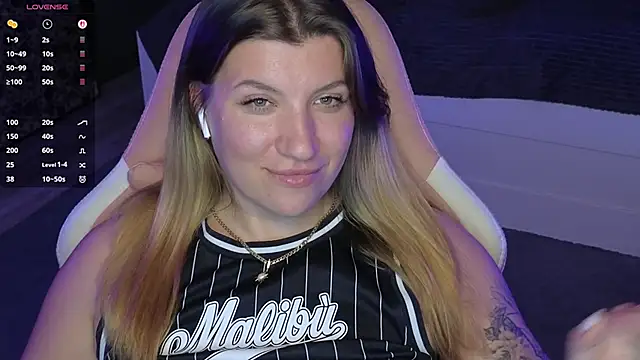 Snapshot of Fairy__Sofia chatting on 18, 2, 2025 Fairy Sofia online show from 18, 2, 2025