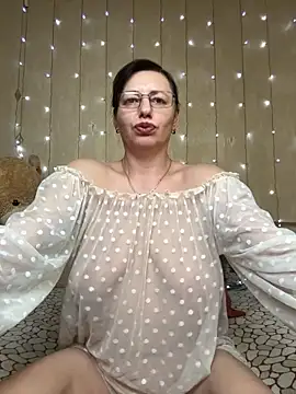 Snapshot of Amberhotqueen chatting on 12, 2, 2026 Amberhotqueen online show from 12, 2, 2026