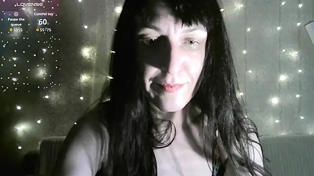 MarieODahliaS online show from 6, 1, 2026