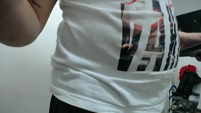 Meloncillo And BabyLiss online show from 14, 2, 2025