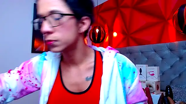 Snapshot of DaslyRoze chatting on 8, 10, 2025 DaslyRoze online show from 8, 10, 2025