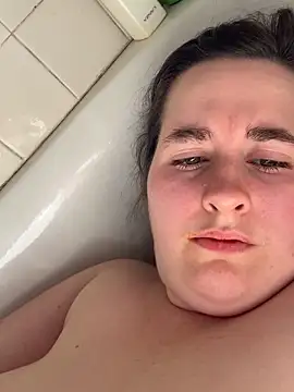 Snapshot of Luce127 chatting on 16, 9, 2025 Luce127 online show from 16, 9, 2025