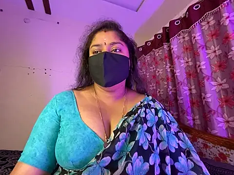 Love 4Sex online show from 4, 4, 2026