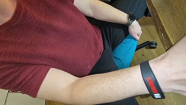 Snapshot of -luckybong- chatting on 2, 3, 2026 -luckybong- online show from 2, 3, 2026