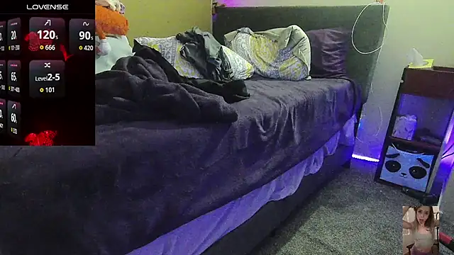 Snapshot of Blondiewithanass chatting on 15, 3, 2026 Blondiewithanass online show from 15, 3, 2026