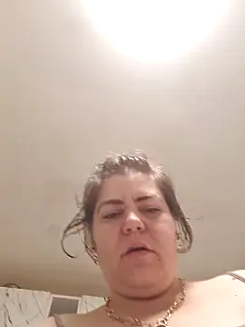 Snapshot of cindybbwsquirt chatting on 18, 9, 2025 cindybbwsquirt online show from 18, 9, 2025