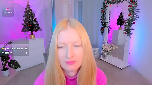 Laly Peach online show from 28, 12, 2024