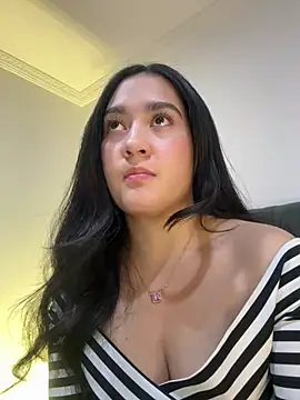 Nina lovi online show from 20, 12, 2024