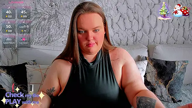 Snapshot of _MarryGirl_ chatting on 2, 1, 2025 MarryGirl online show from 2, 1, 2025