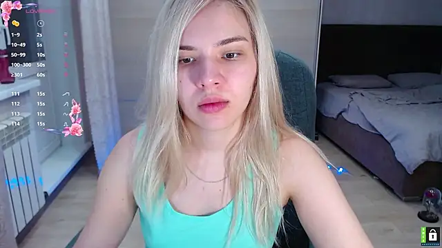 Snapshot of Lana__Nova chatting on 8, 12, 2024 Lana  Nova online show from 8, 12, 2024