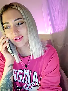 Snapshot of Fuck-Gina chatting on 22, 4, 2026 Fuck-Gina online show from 22, 4, 2026