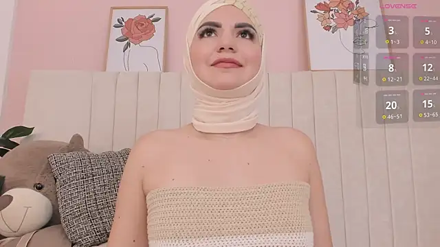 dalilasaadi  online show from 6, 3, 2025