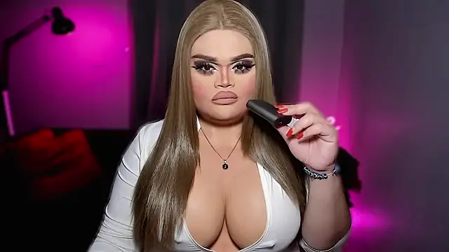 KarolinaThompson online show from 7, 4, 2026