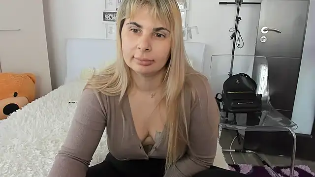 sweetemy4u online show from 20, 2, 2025