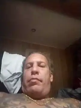 Snapshot of trucker1979 chatting on 20, 10, 2025 trucker1979 online show from 20, 10, 2025