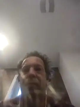 Snapshot of trucker1979 chatting on 22, 10, 2025 trucker1979 online show from 22, 10, 2025