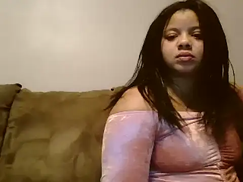 Snapshot of beautylovess chatting on 8, 2, 2025 beautylovess online show from 8, 2, 2025