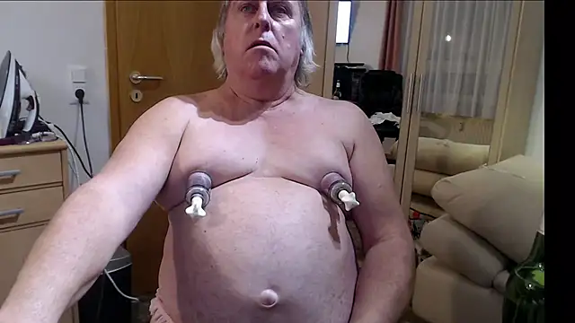 Sissygera online show from 6, 1, 2025