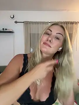 NastyMilf  online show from 4, 10, 2025