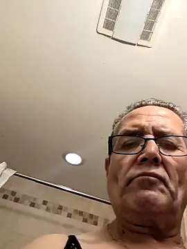 Snapshot of bobby69cock chatting on 13, 2, 2025 bobby69cock online show from 13, 2, 2025