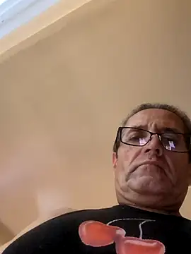Snapshot of bobby69cock chatting on 1, 10, 2025 bobby69cock online show from 1, 10, 2025