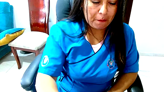 Ixchel Anaid online show from 18, 11, 2025