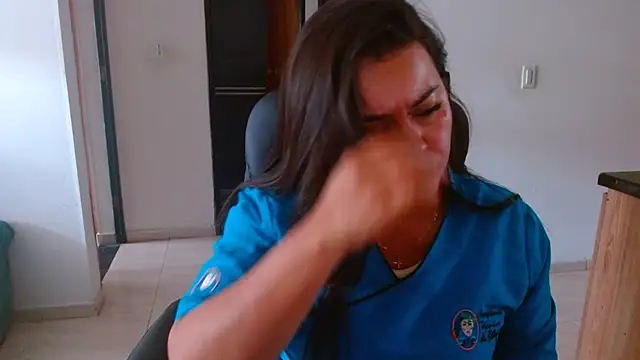 Ixchel Anaid online show from 7, 4, 2026