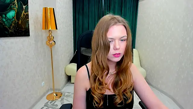 Strawberrye online show from 7, 2, 2025