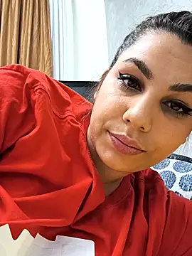 Snapshot of Emma_Muller32 chatting on 3, 10, 2025 Emma Muller32 online show from 3, 10, 2025